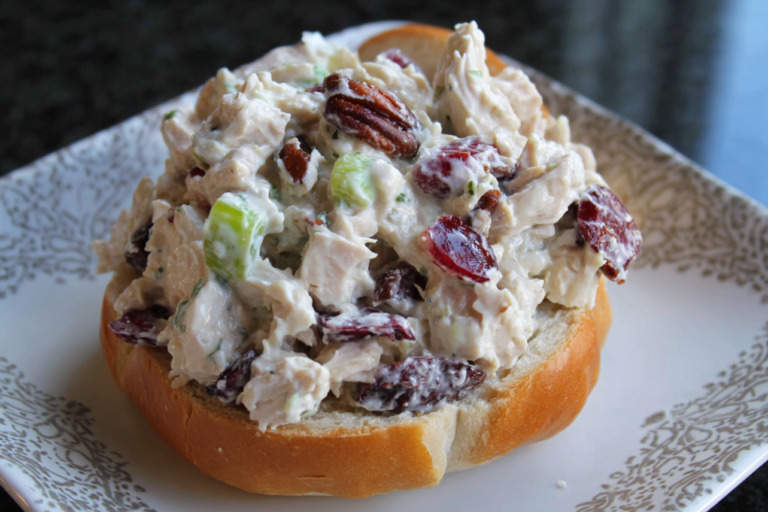 Cranberry chicken salad featured